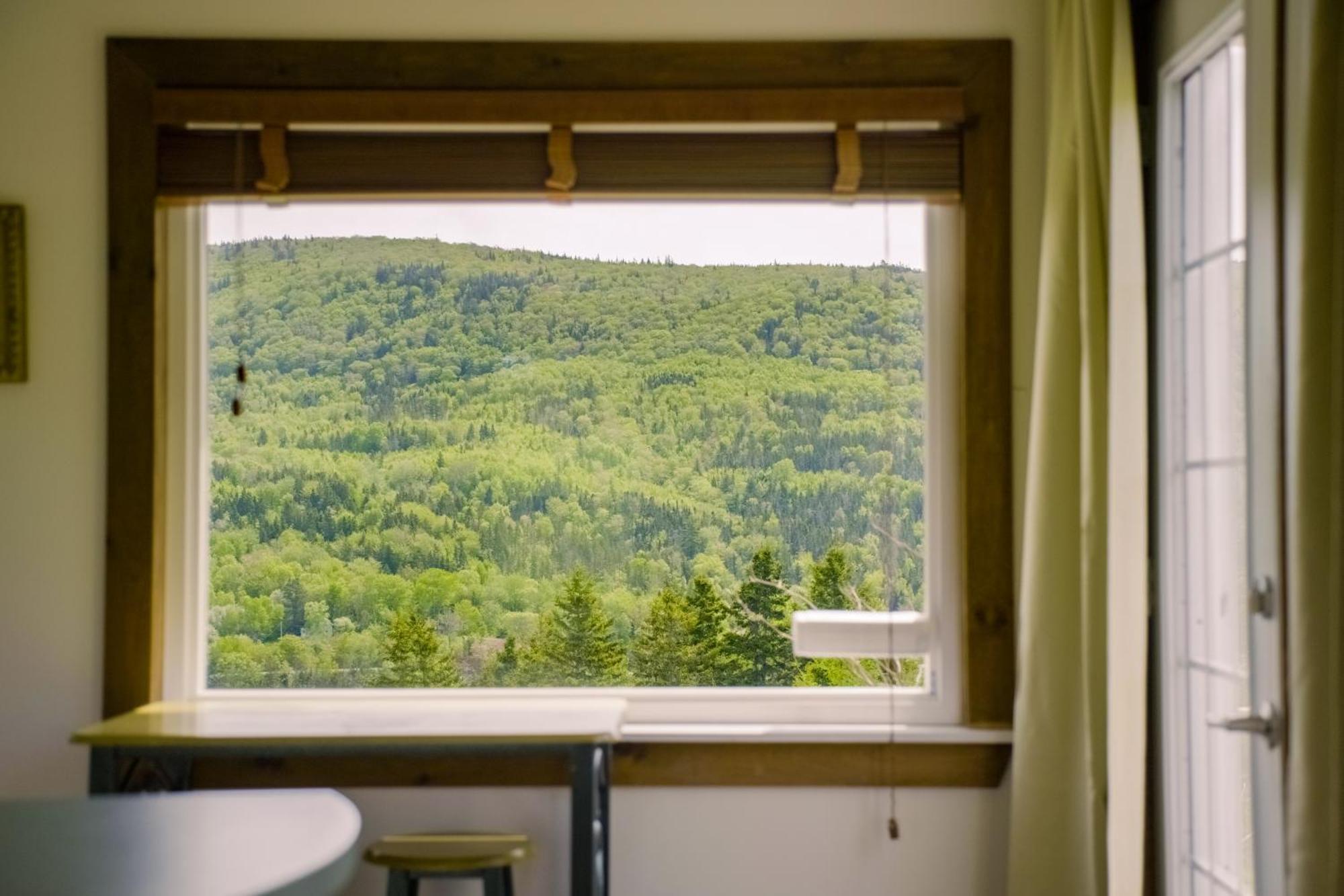 Chanterelle Inn & Cottages Baddeck Inlet Екстериор снимка